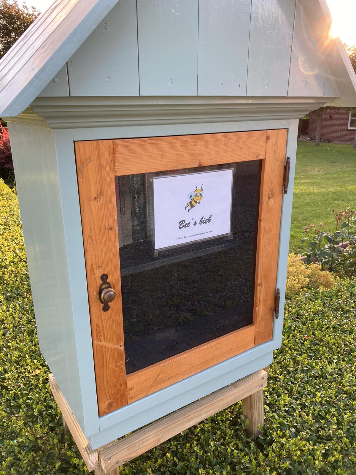 Bee's minibieb — foto 1